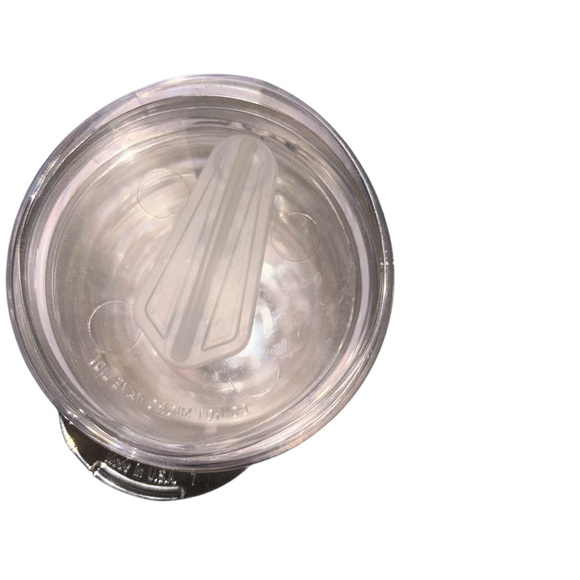 2022 Walt DISNEY world MARATHON WEEKEND RUNDISNEY 22OZ TUMBLER cup - Picture 6 of 6